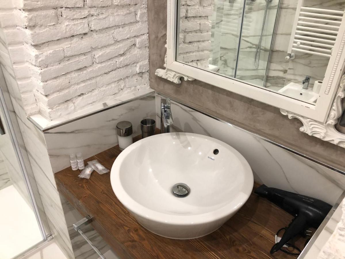 Elegant Suite In Milan Center Exterior foto