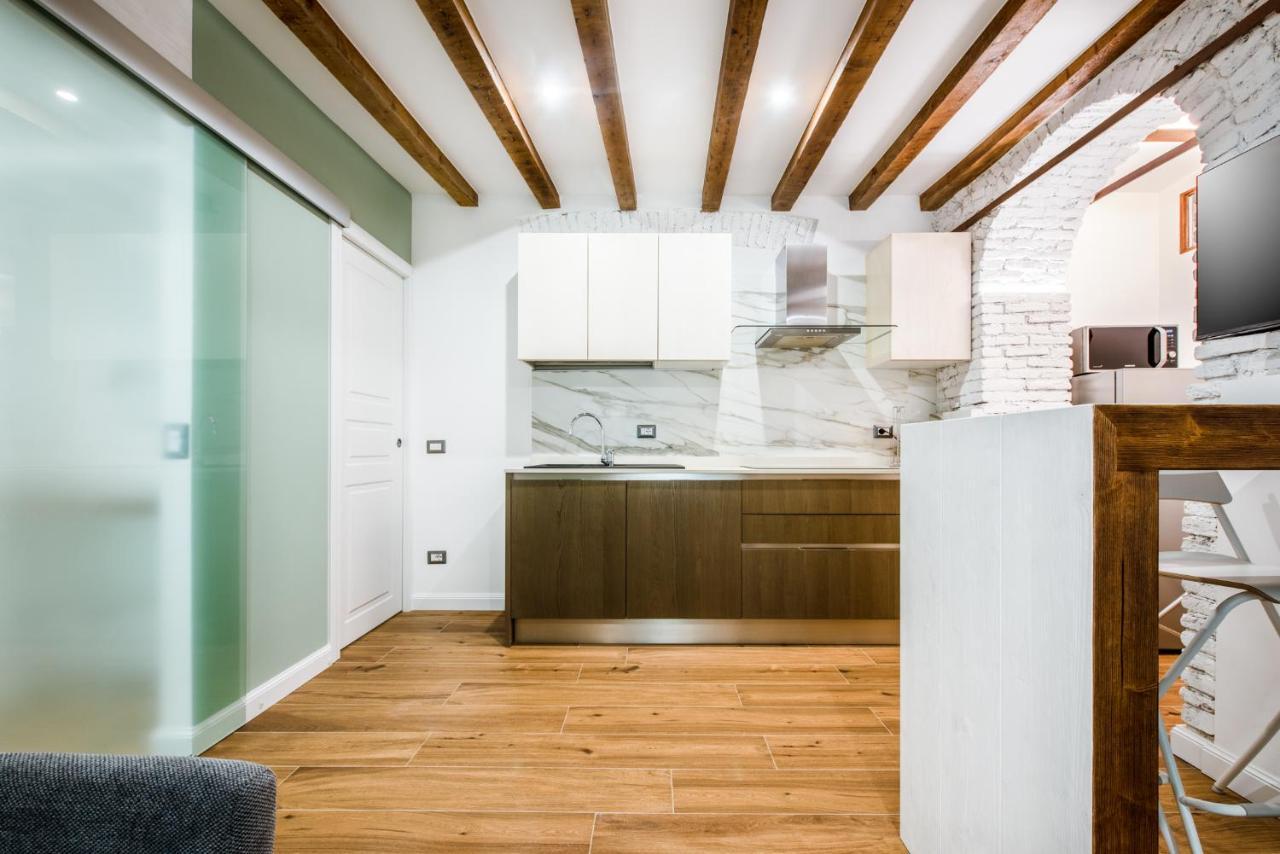 Elegant Suite In Milan Center Exterior foto